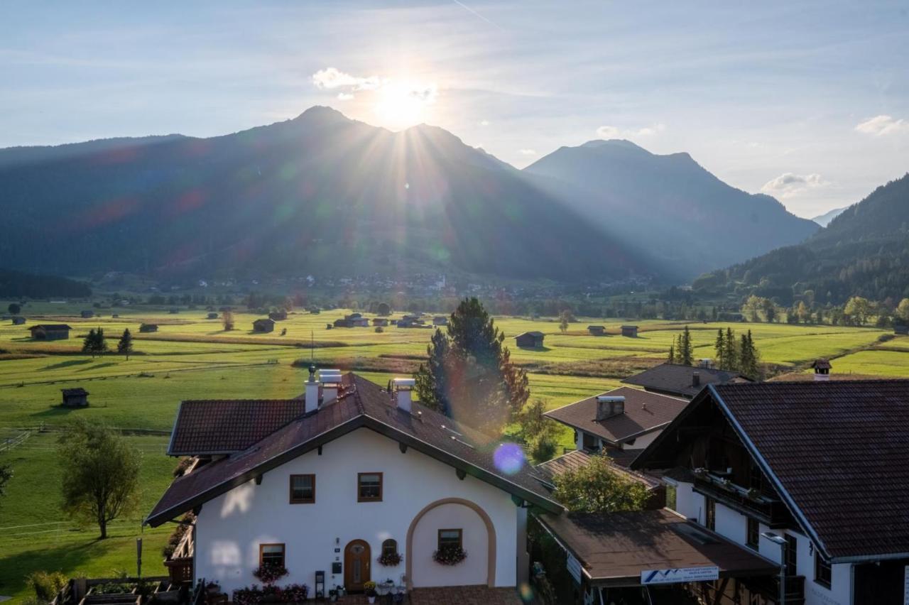 Gästehaus Alpenstern Ehrwald Exterior foto